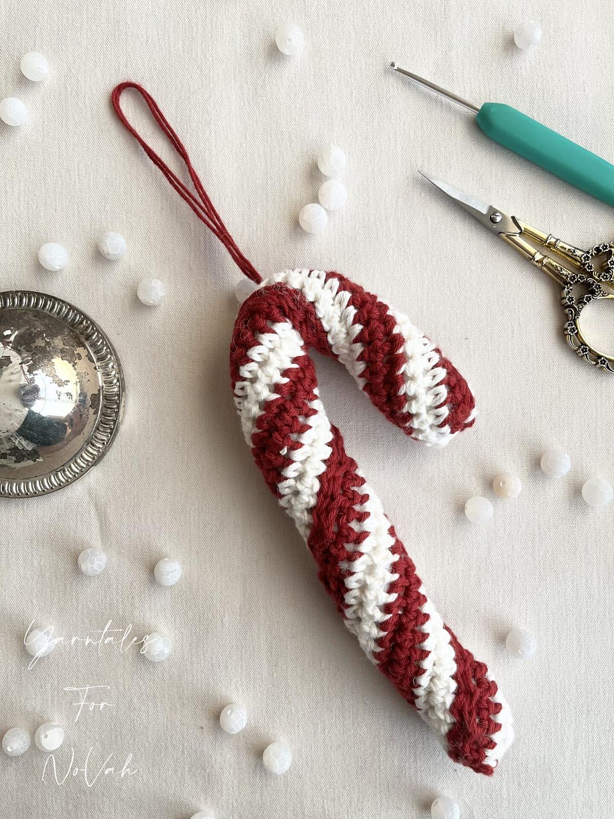 Swirly XL Candy Cane