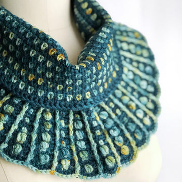 Dissent Cowl (crochet)