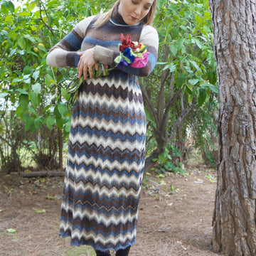 Maxi dress with chevrons skirt