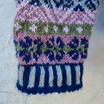 Kyrkeryr - jumper with round yoke and Norwegian pattern