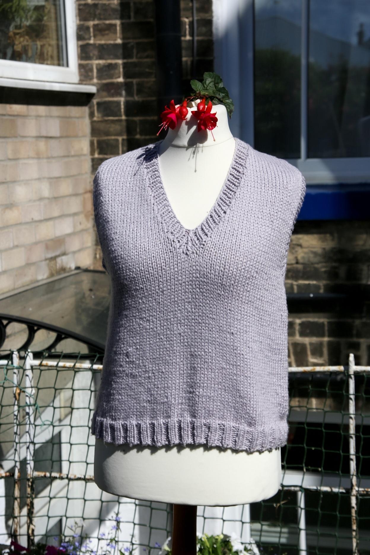 The Relaxed V Neck Tank