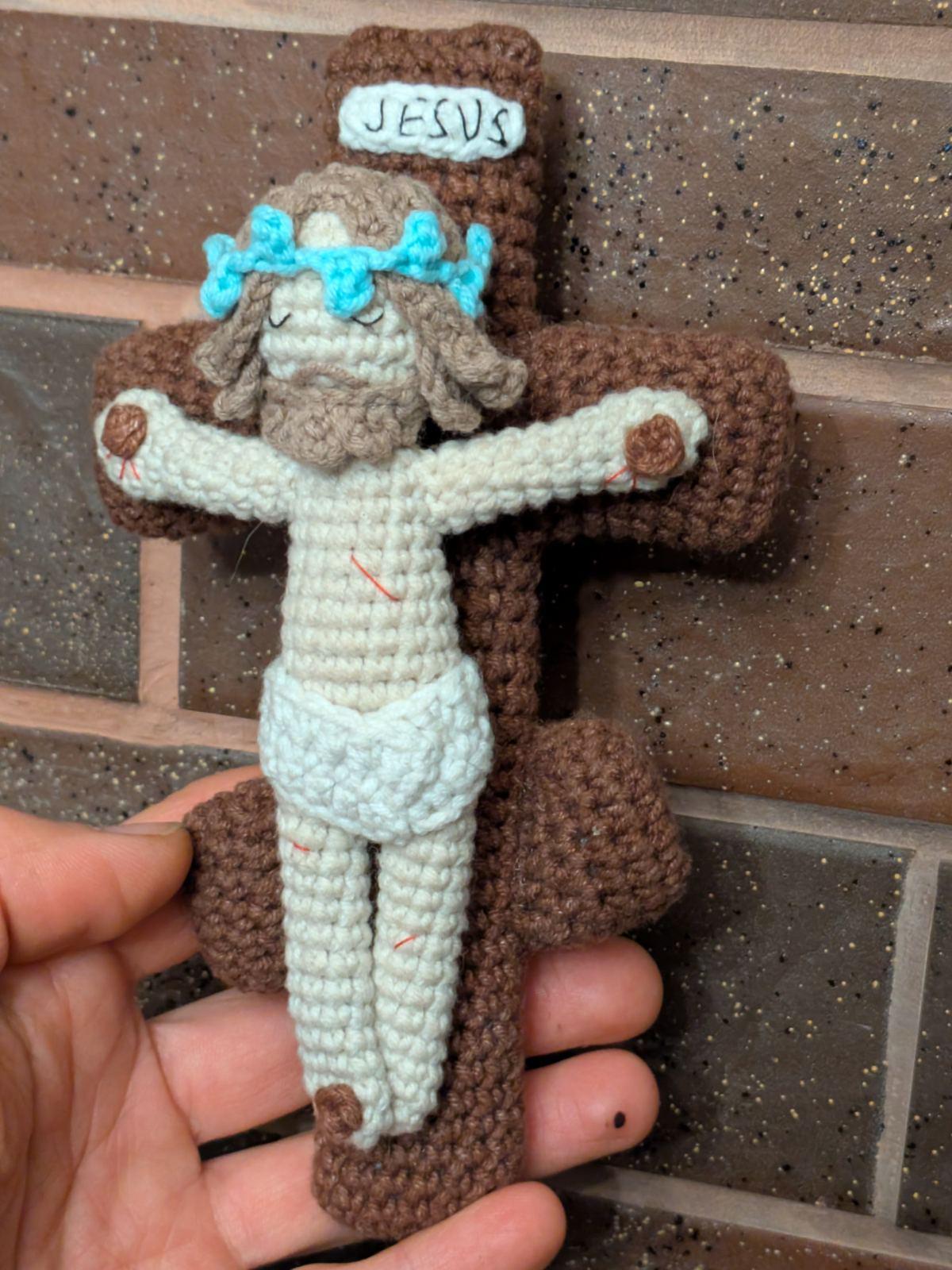 Jesus on the Cross English-US