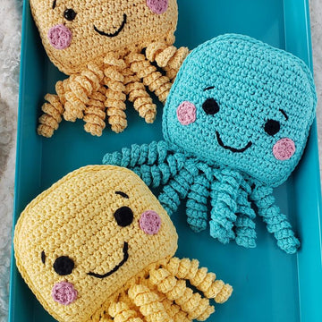 Jellyfish Snuggler