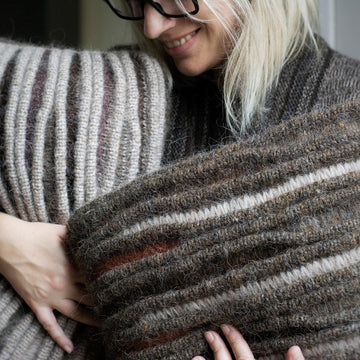 WAVES Cushion