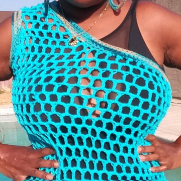 The Shoulder Lean Cover Up