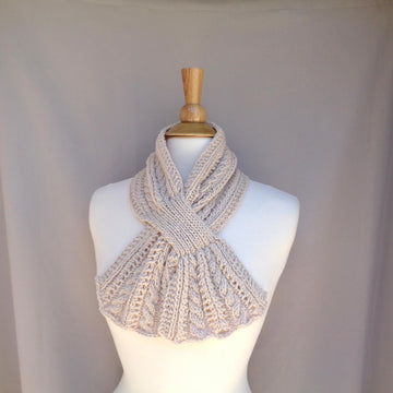 Keyhole Scarf with Cables