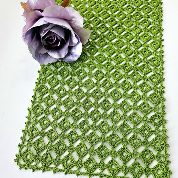 Roundabout Table Runner