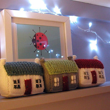 Mini Red Roof Croft House