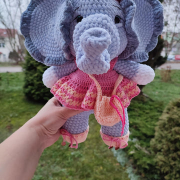 Elephant amigurumi crochet pattern
