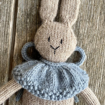Pearl Collar for Vera / Victor the Bunny