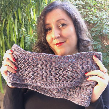 Wavy Lines Cowl
