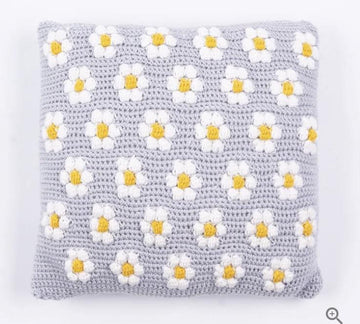 Daisy Bobble Cushion