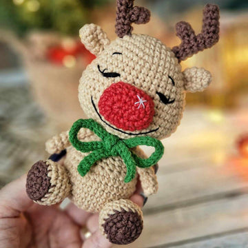 Red nosed reindeer amigurumi