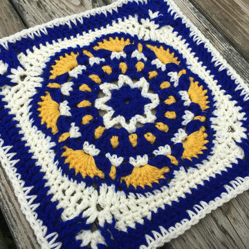Daisy Girl Afghan Square