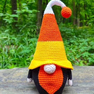 Gnome candy corn