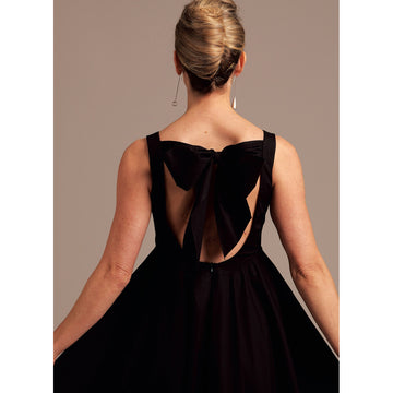 Vogue Misses' Dress V1102 - Sewing Pattern