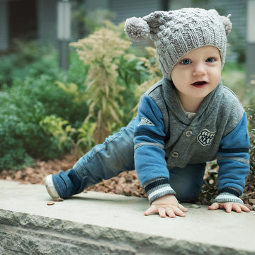 Eryx Double Pompom Hat