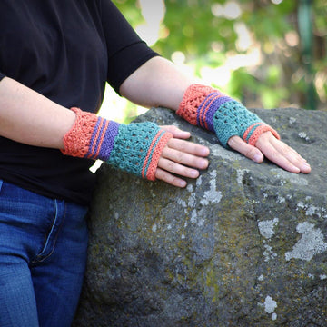 Kitto Fingerless Mitts