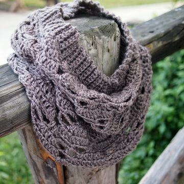 Heartland loop scarf