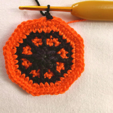 Spider web coaster