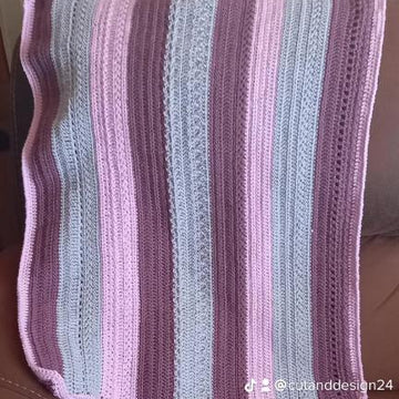 Higglegy piggledy crocheted blanket