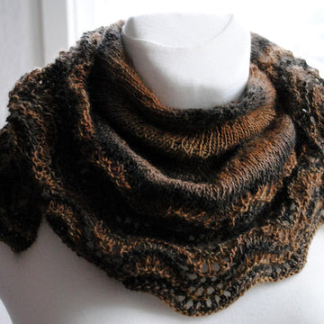 Feathers Shawlette