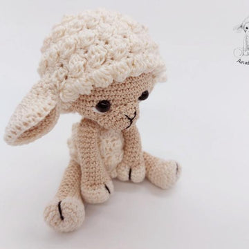 Small Lamb Amigurumi pattern