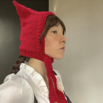 Elevated cat or devil hat