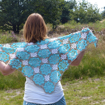 Shawl blue lagoon