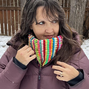 Mini Pops Cowl