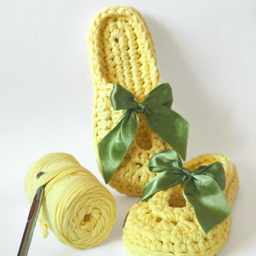 Adjustable T-shirt yarn slippers