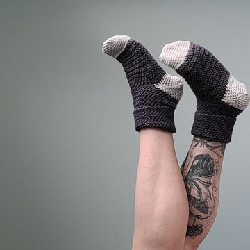 Hedgehog slipper-socks
