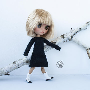 Two basic dresses for Blythe