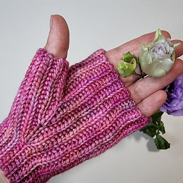 Thistle Crochet Mittens