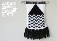 Triangle Wall Hanging (2016020)