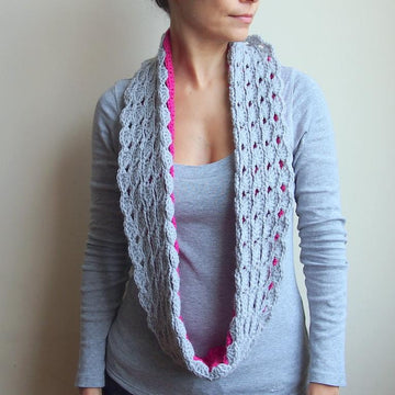 Double face infinity loop scarf