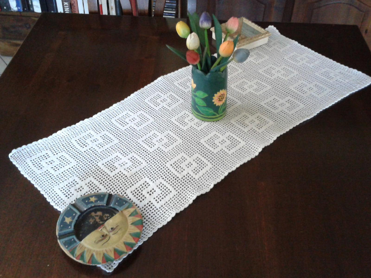 Easy table runner filet doily