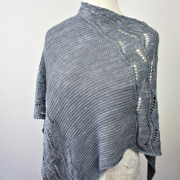 Knitting Pattern asymmetrical Shawl "The Young Mouse"