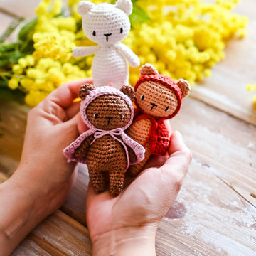 Crochet pattern Bisou the tiny bear