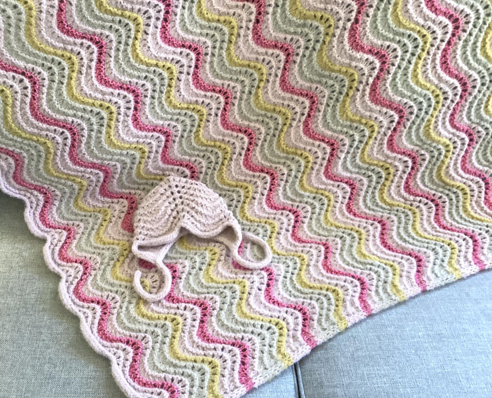 Old Shale Baby Set