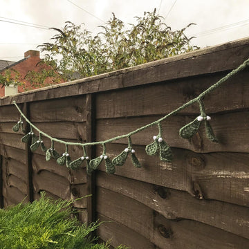 Mistletoe Garland
