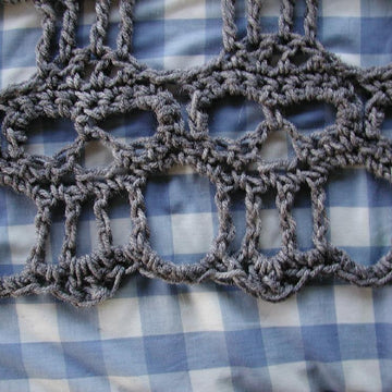 Instant Gratification XXtra Creepy Skull Shawl