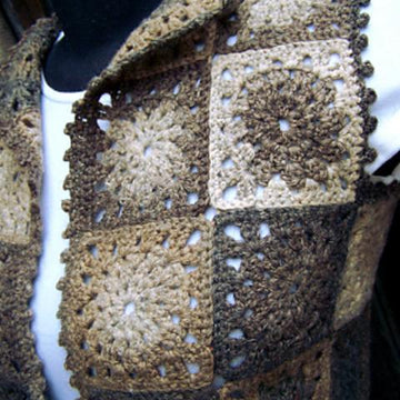 WAY HOME Hungarian vest