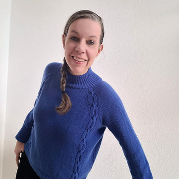 Cable connection pullover