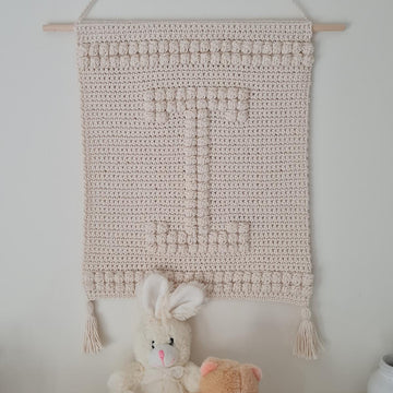Letter I Wallhanging