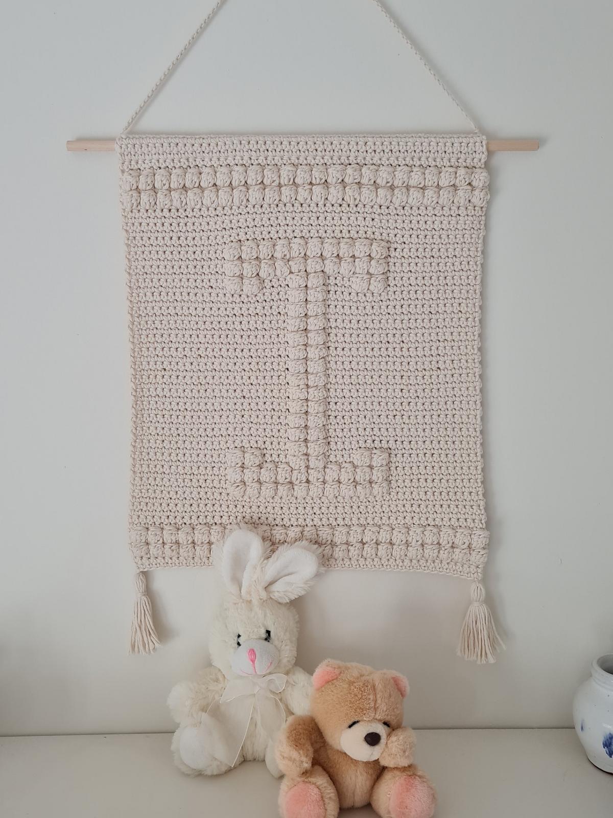 Letter I Wallhanging