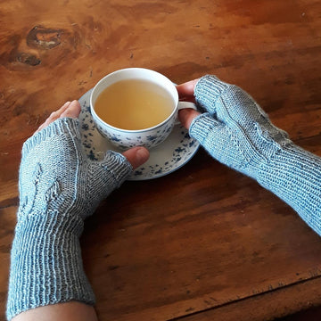 Ceres' hands