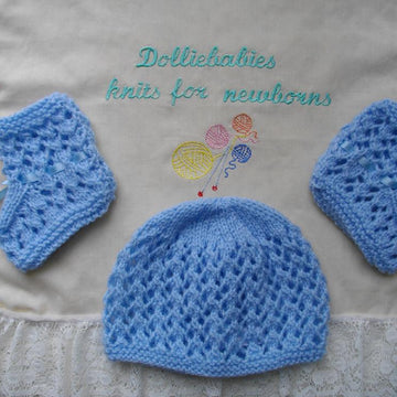 40. Unisex Lacy Hat & Bootee Set Preemie-3 Months
