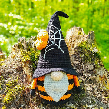 Halloween gnome (boy2)