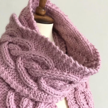 Heart Cable Knit Scarf